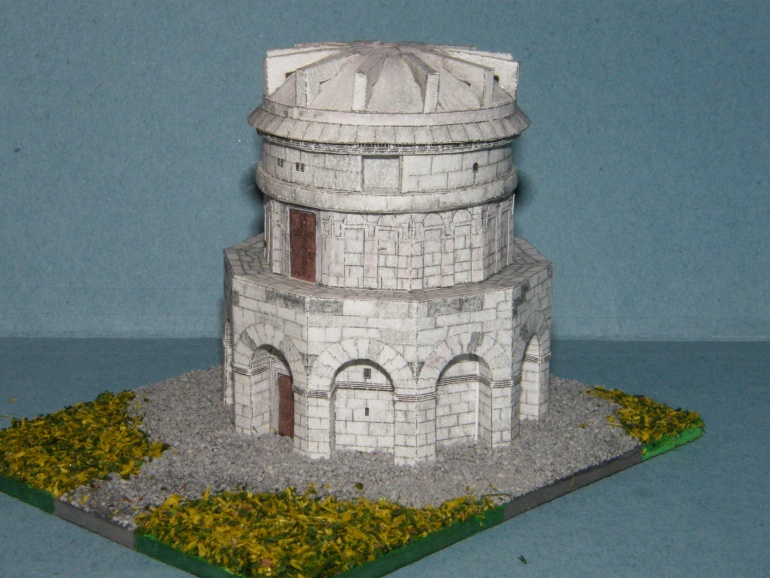 Mausoleum Theodoricha Velikého (Plná velikost v novém okně) Mausoleum Theodoricha Velikého