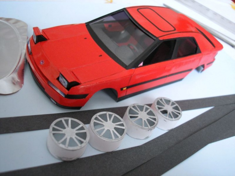 MAZDA 323F