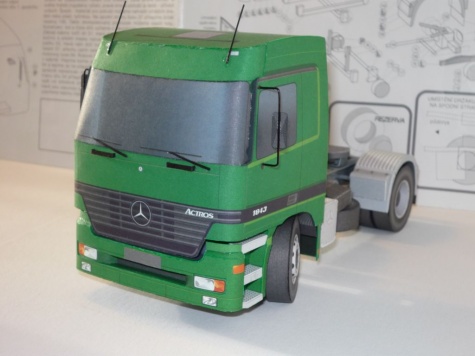 MB Actros 1843 s návěsem MB Actros 1843 s návěsem
