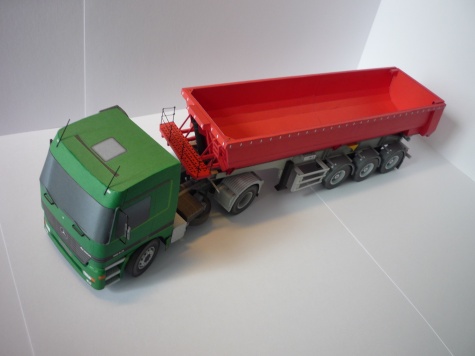 MB Actros 1843 s návěsem MB Actros 1843 s návěsem