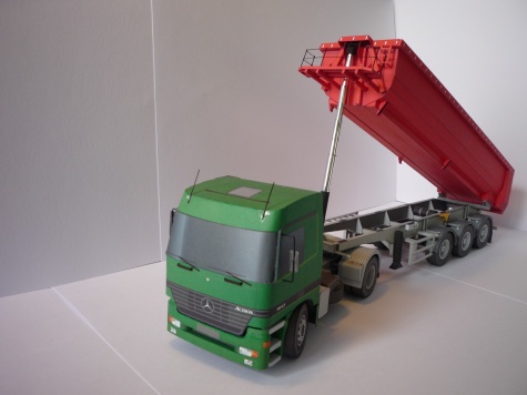 MB Actros 1843 s návěsem MB Actros 1843 s návěsem