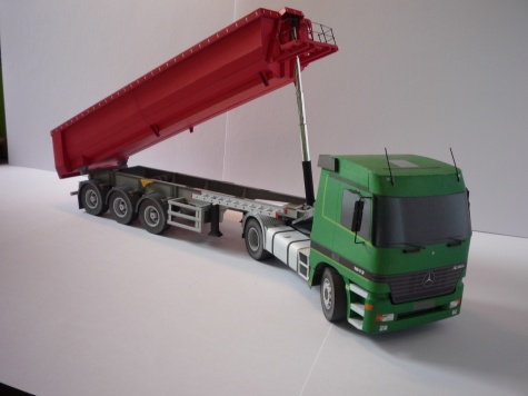 MB Actros 1843 s návěsem MB Actros 1843 s návěsem