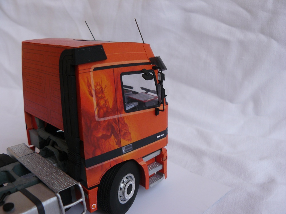 MB ACTROS 1843 (Plná velikost v novém okně) MB ACTROS 1843