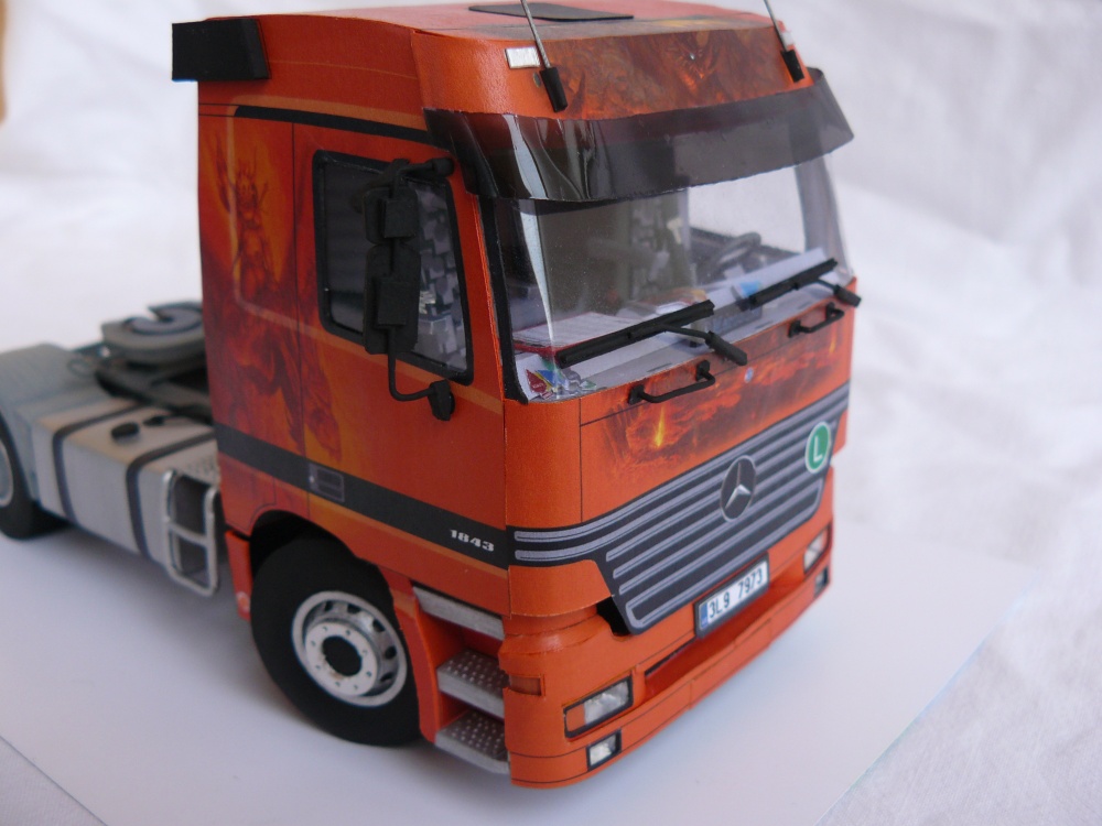 MB ACTROS 1843 (Plná velikost v novém okně) MB ACTROS 1843