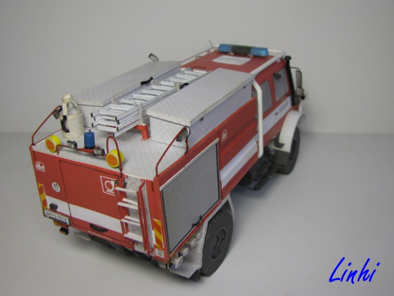 MB UNIMOG U5000 CAS 24 (Plná velikost v novém okně) MB UNIMOG U5000 CAS 24
