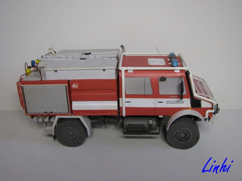 MB UNIMOG U5000 CAS 24 (Plná velikost v novém okně) MB UNIMOG U5000 CAS 24