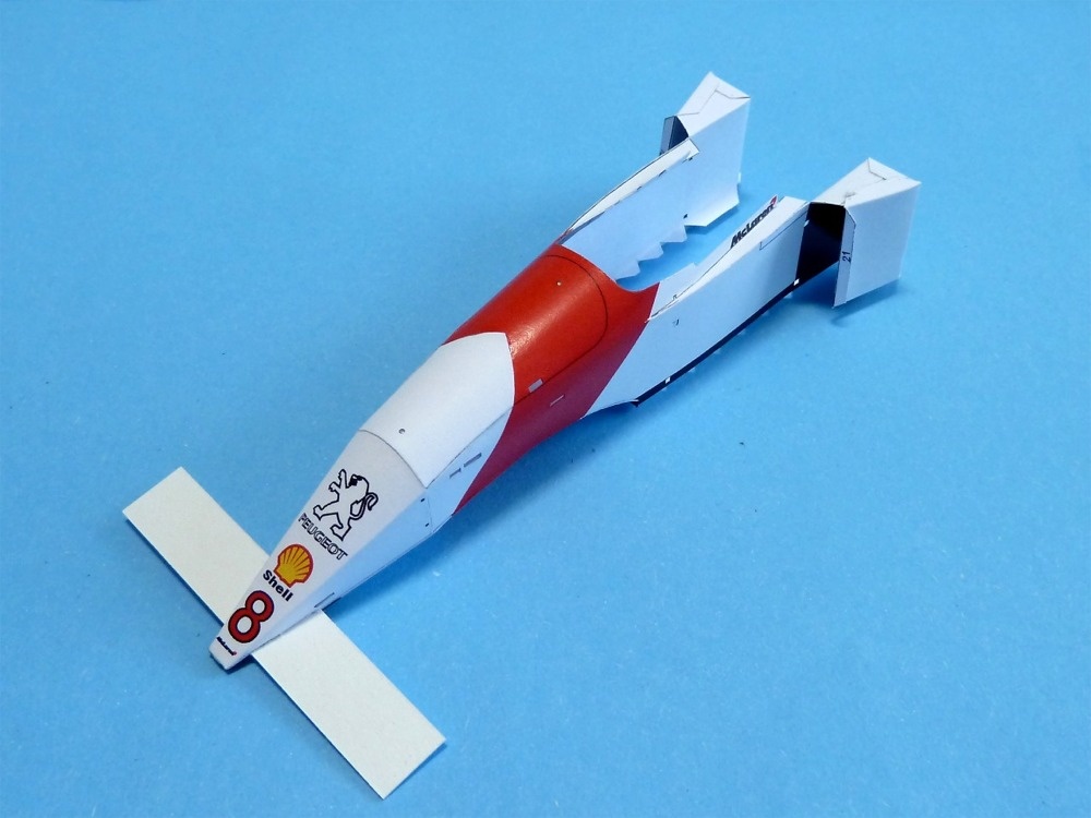 McLaren MP4/9 VC Francie ´94 (Plná velikost v novém okně) McLaren MP4/9 VC Francie ´94