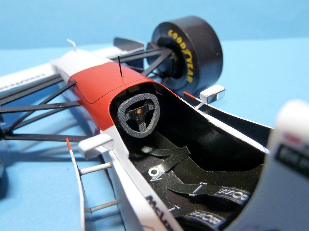 McLaren MP4/9 VC Francie ´94 (Plná velikost v novém okně) McLaren MP4/9 VC Francie ´94