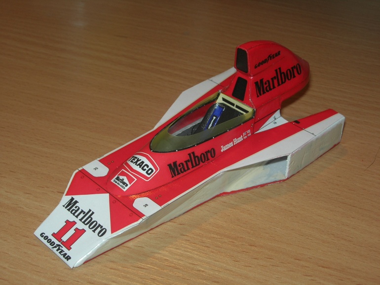 McLaren M23 - 1976 (Plná velikost v novém okně) McLaren M23 - 1976