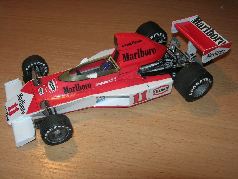 McLaren M23 - 1976 (Plná velikost v novém okně) McLaren M23 - 1976