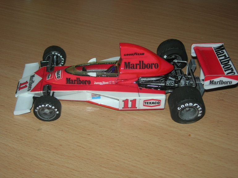 McLaren M23 - 1976 (Plná velikost v novém okně) McLaren M23 - 1976