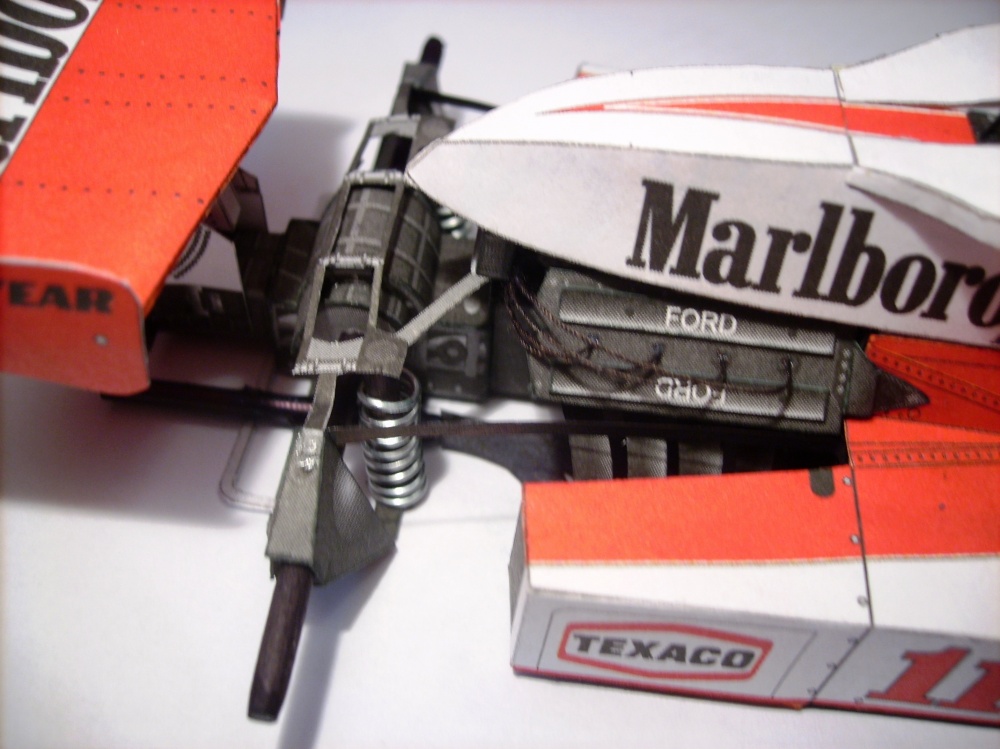 McLaren M23, James Hunt (Plná velikost v novém okně) McLaren M23, James Hunt