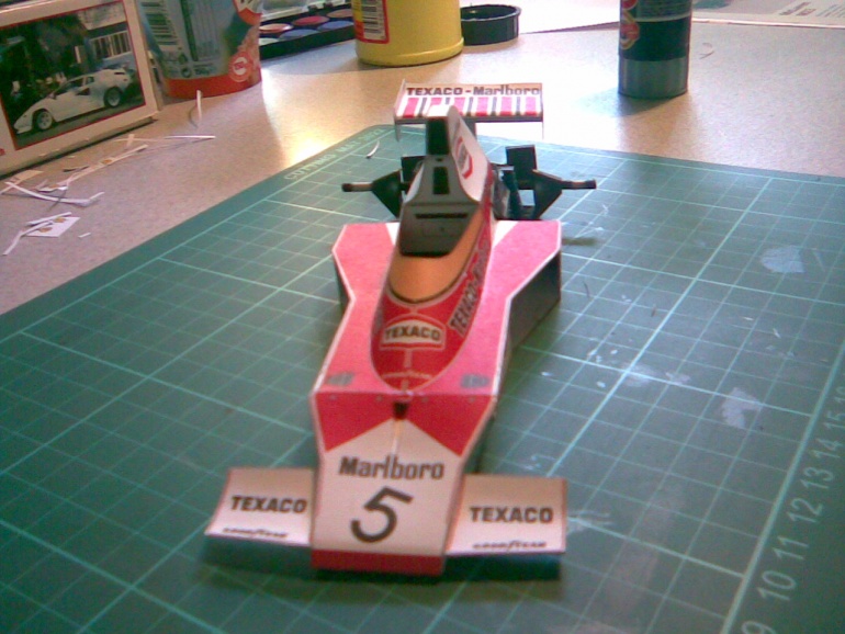 McLaren M23 (Pln� velikost v nov�m okn�) McLaren M23