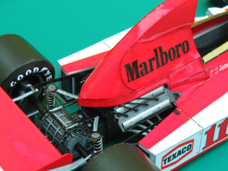 McLaren M23 (Pln� velikost v nov�m okn�) McLaren M23