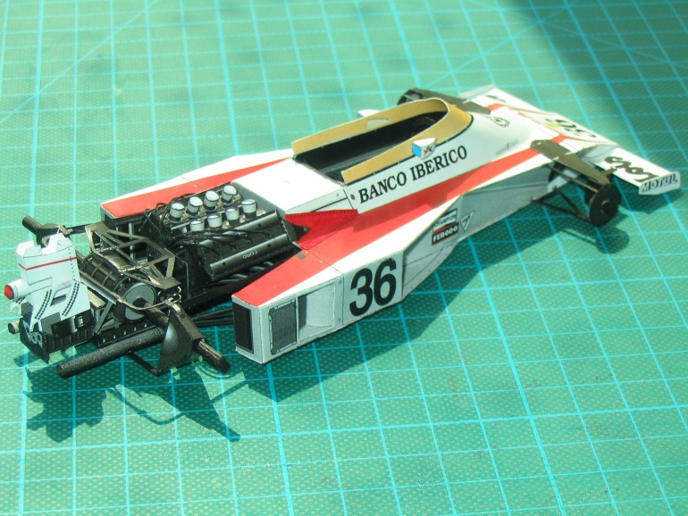 McLaren M23 (Plná velikost v novém okně) McLaren M23