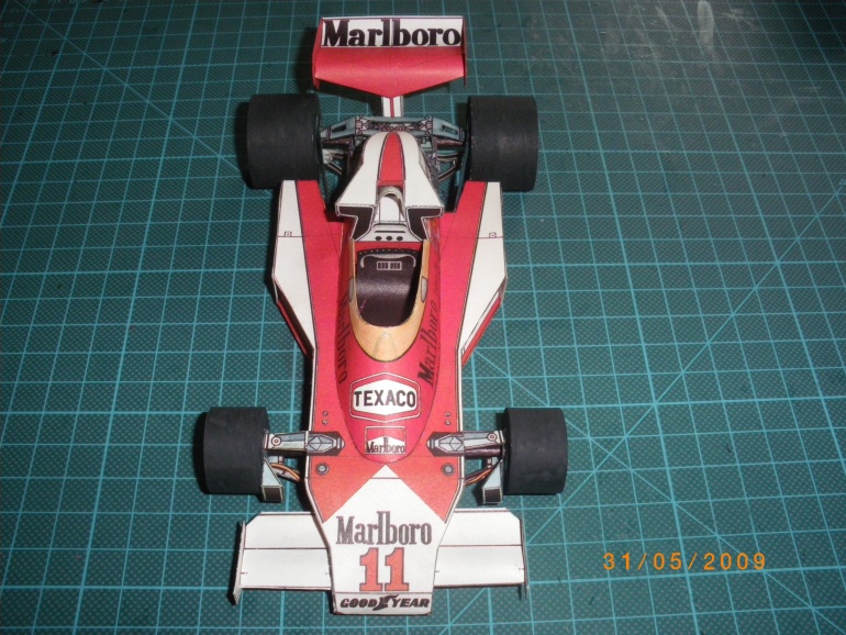 McLaren M23 (Plná velikost v novém okně) McLaren M23
