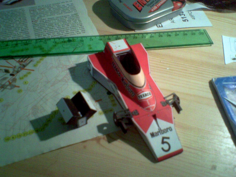 Mclaren M23 (Plná velikost v novém okně) Mclaren M23