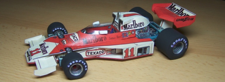 McLaren M23 James Hunt 1976 (Plná velikost v novém okně) McLaren M23 James Hunt 1976