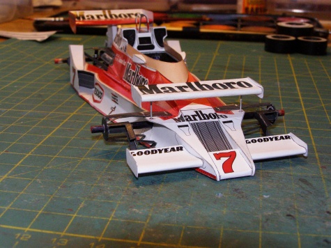 McLaren M26