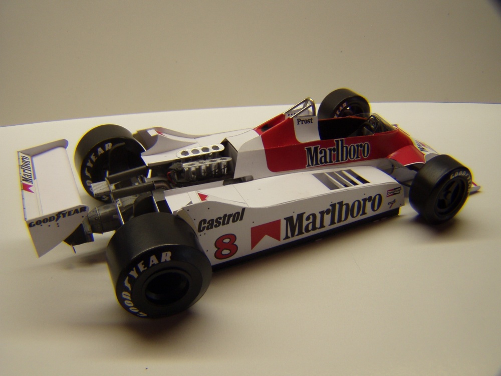 McLaren M30, 1980, A. Prost, GP Itálie (Plná velikost v novém okně) McLaren M30, 1980, A. Prost, GP Itálie