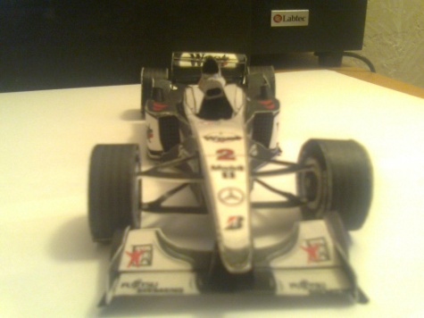 McLaren-Mercedes MP4-15 r.2000 McLaren-Mercedes MP4-15 r.2000