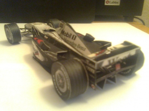 McLaren-Mercedes MP4-15 r.2000 McLaren-Mercedes MP4-15 r.2000