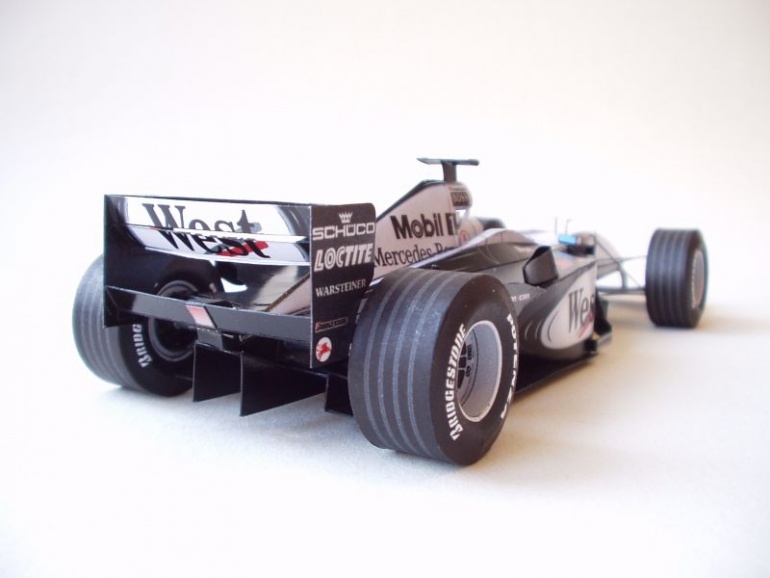 McLaren Mercedes MP4-15 (Plná velikost v novém okně) McLaren Mercedes MP4-15