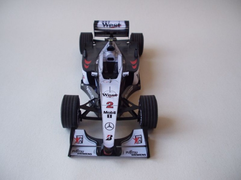 McLaren Mercedes MP4-15 (Plná velikost v novém okně) McLaren Mercedes MP4-15