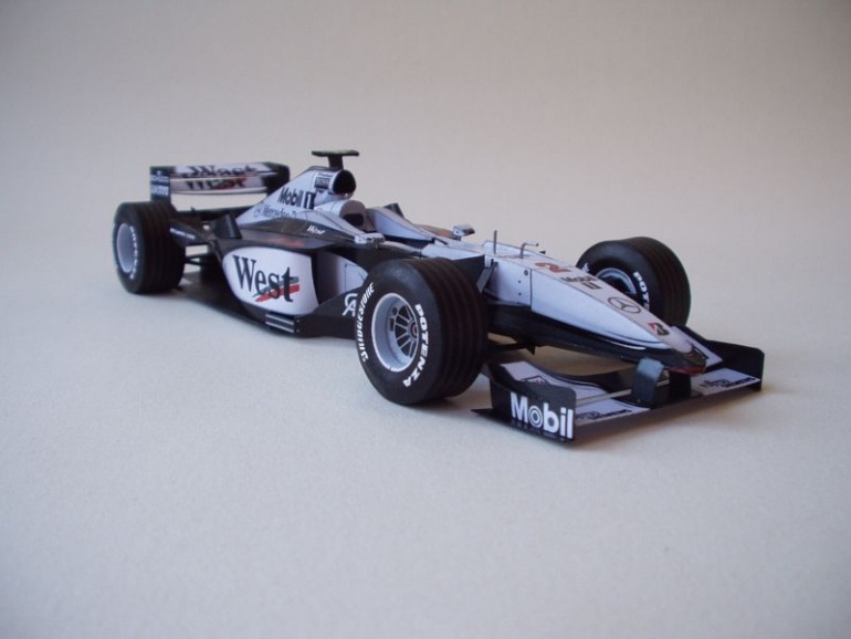 McLaren Mercedes MP4-15 (Plná velikost v novém okně) McLaren Mercedes MP4-15