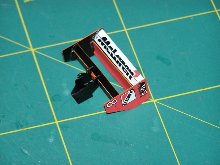 McLaren MP 4 / 9 (Plná velikost v novém okně) McLaren MP 4 / 9