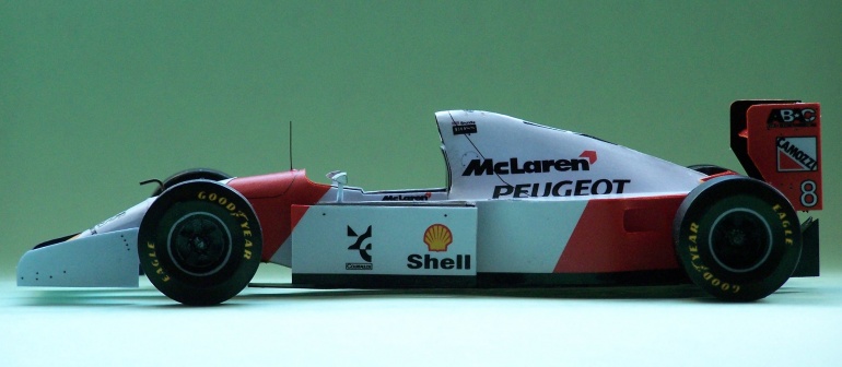 McLaren MP 4 / 9 (Plná velikost v novém okně) McLaren MP 4 / 9