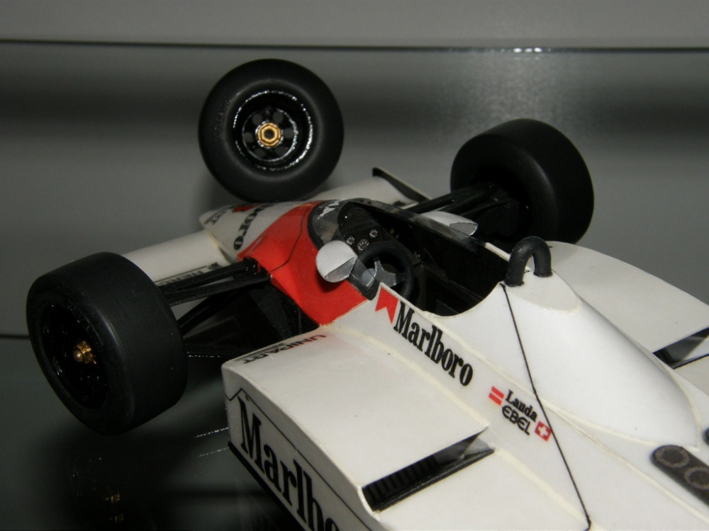 McLaren MP 4-1 (Plná velikost v novém okně) McLaren MP 4-1