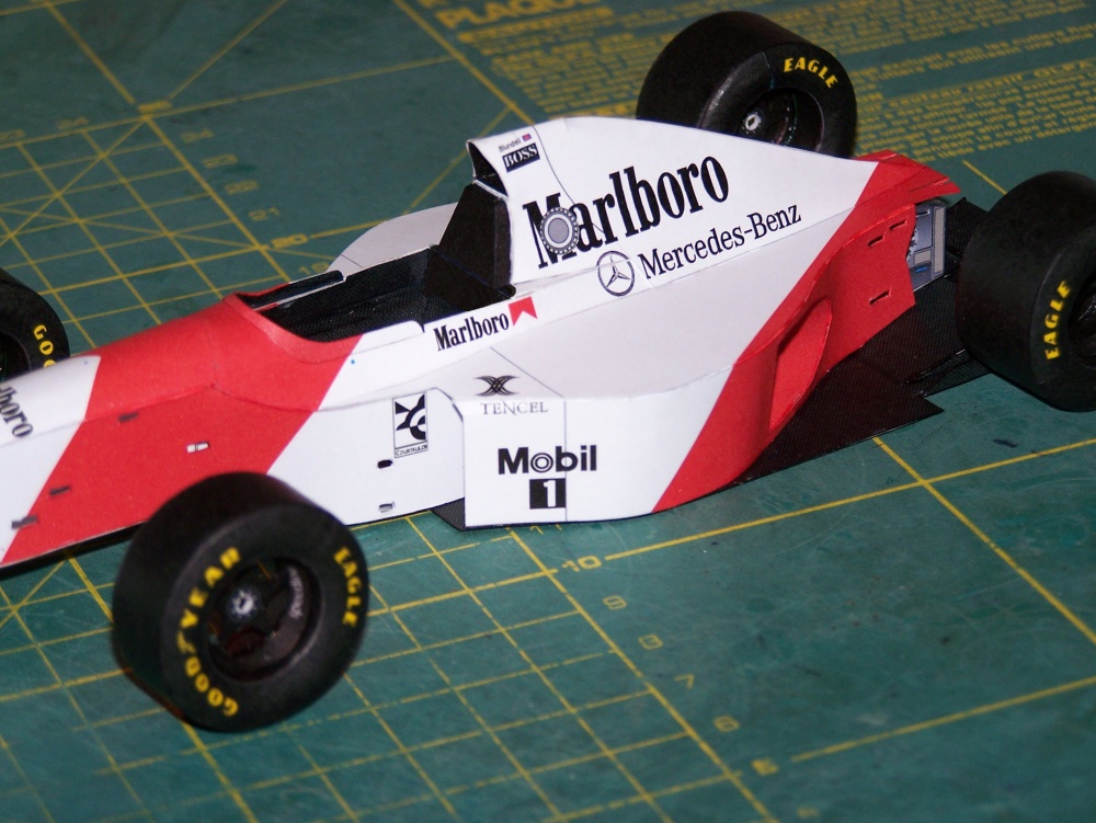 McLaren MP 4/10B (Plná velikost v novém okně) McLaren MP 4/10B