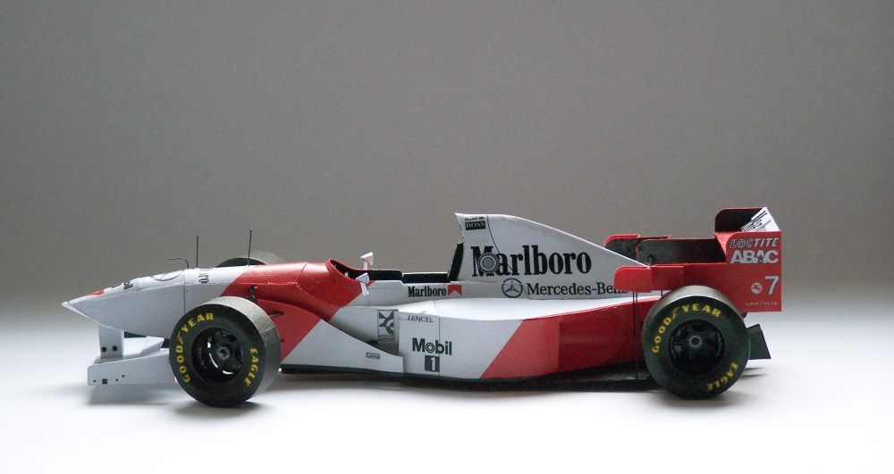 McLaren MP 4/10B (Plná velikost v novém okně) McLaren MP 4/10B