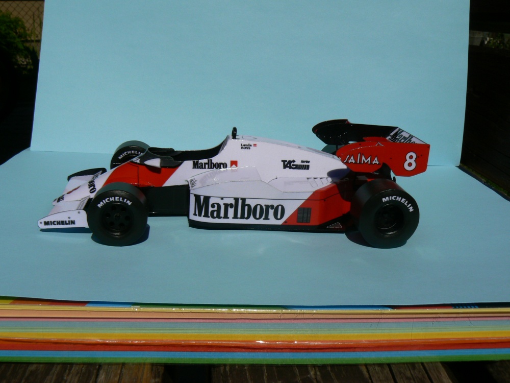 McLAREN MP 4-2,Austrian GP 1984 -NIKI LAUDA (Plná velikost v novém okně) McLAREN MP 4-2,Austrian GP 1984 -NIKI LAUDA