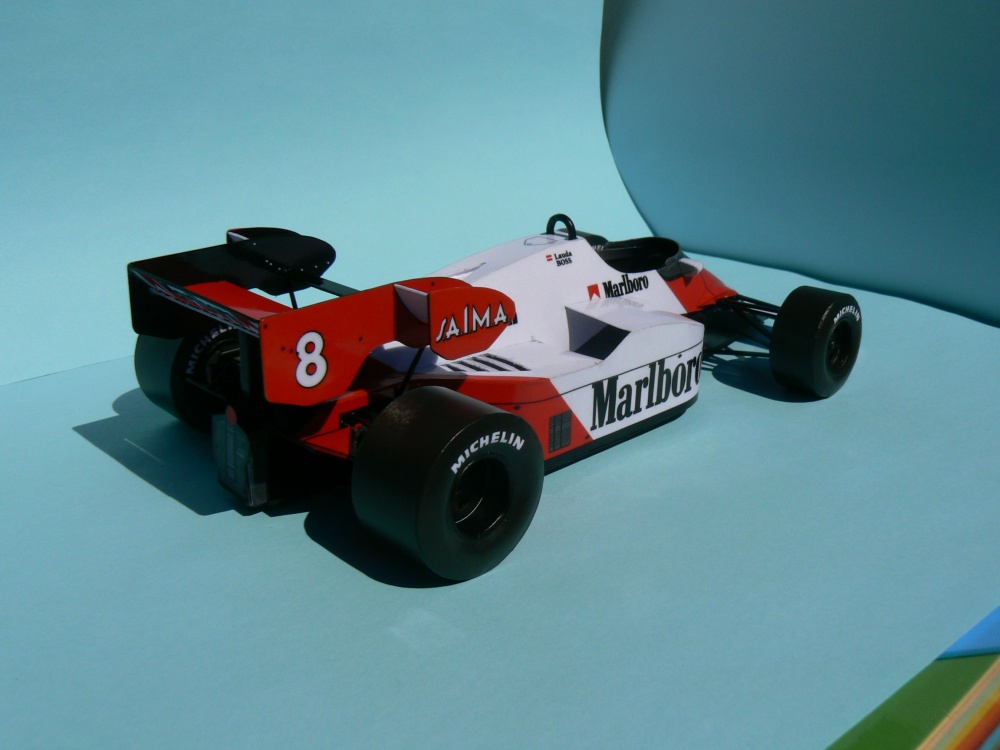 McLAREN MP 4-2,Austrian GP 1984 -NIKI LAUDA (Plná velikost v novém okně) McLAREN MP 4-2,Austrian GP 1984 -NIKI LAUDA