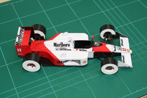 McLaren MP 4/4, Ayrton Senna