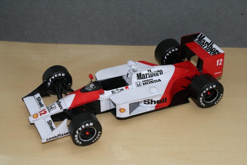 McLaren MP 4/4, Ayrton Senna