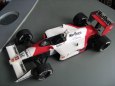 McLAREN MP 4/4 1:24
