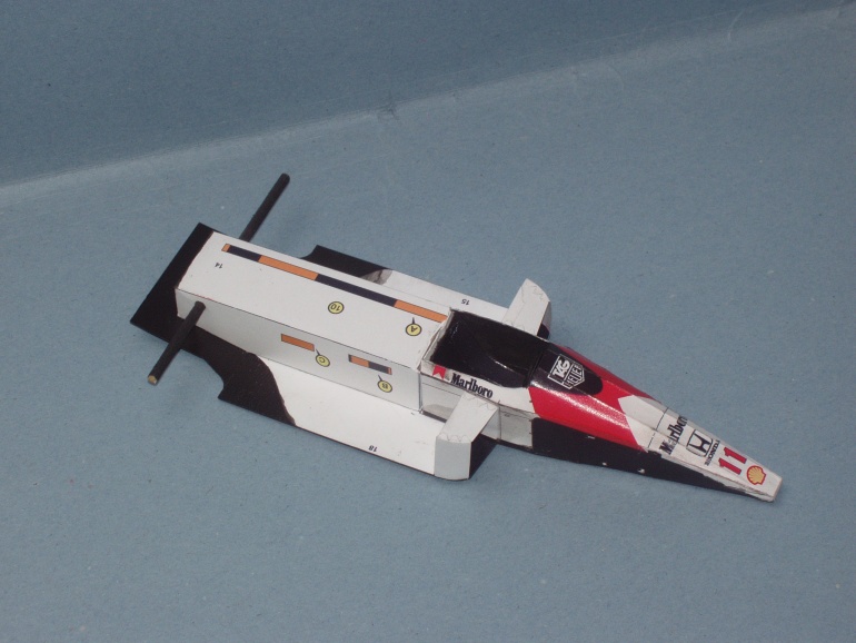 McLaren MP 4/4 (Plná velikost v novém okně) McLaren MP 4/4