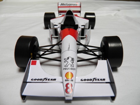 McLaren MP 4/9