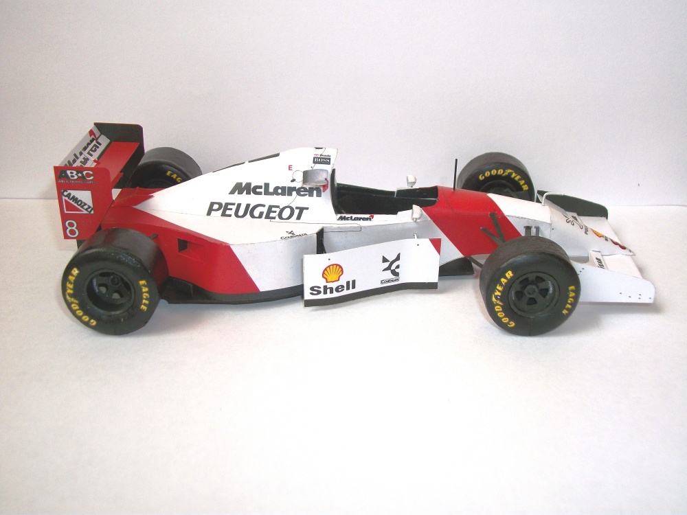 McLaren MP 4/9 (Plná velikost v novém okně) McLaren MP 4/9