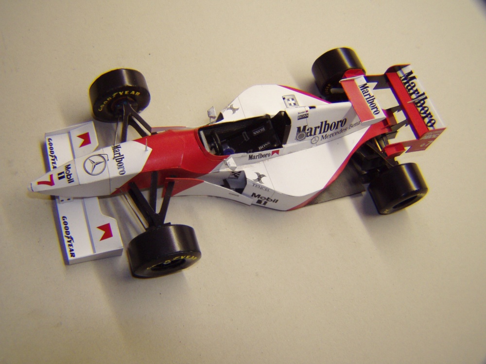 McLaren MP4/10, 1995, M. Blundell (Plná velikost v novém okně) McLaren MP4/10, 1995, M. Blundell