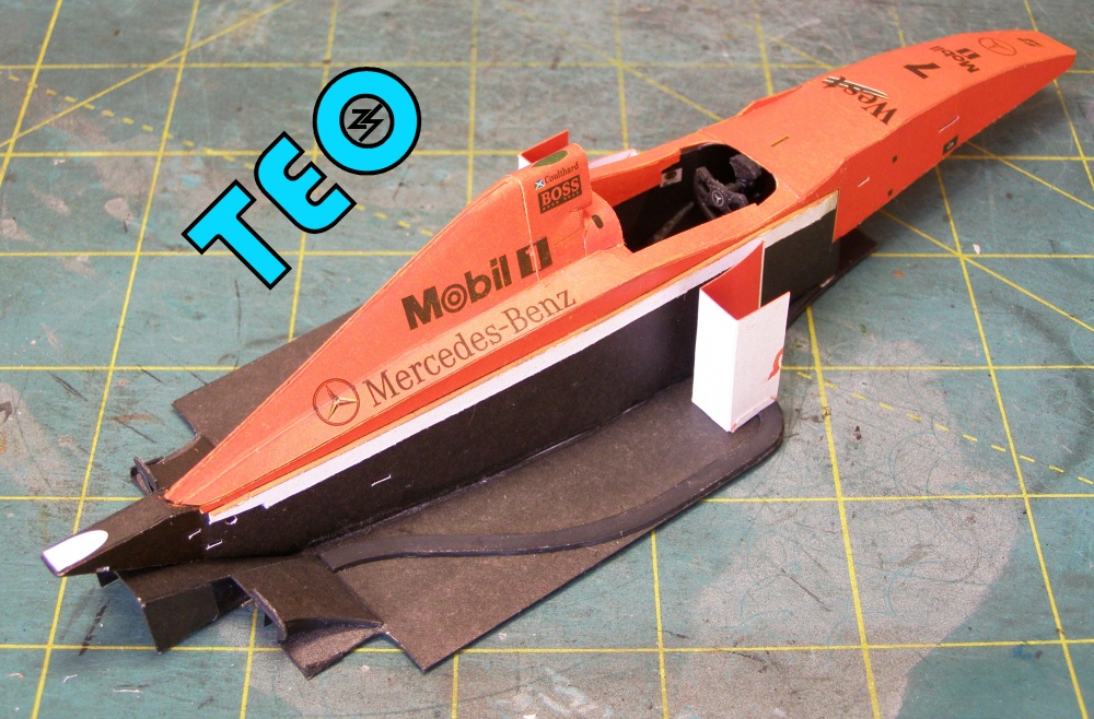 McLaren MP4/13 (Plná velikost v novém okně) McLaren MP4/13