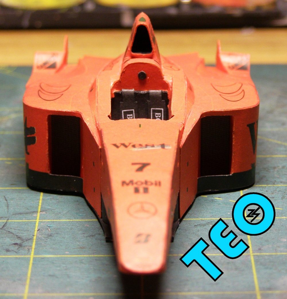 McLaren MP4/13 (Plná velikost v novém okně) McLaren MP4/13