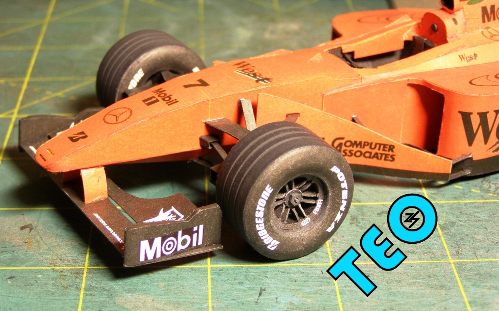 McLaren MP4/13 (Plná velikost v novém okně) McLaren MP4/13