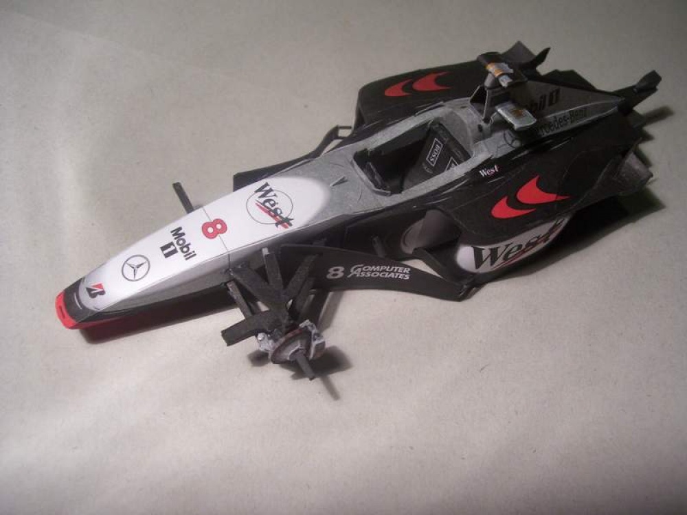 McLaren MP4/13