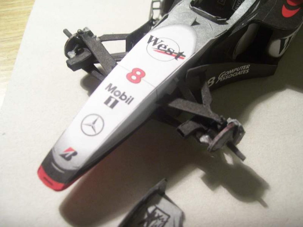 McLaren MP4/13