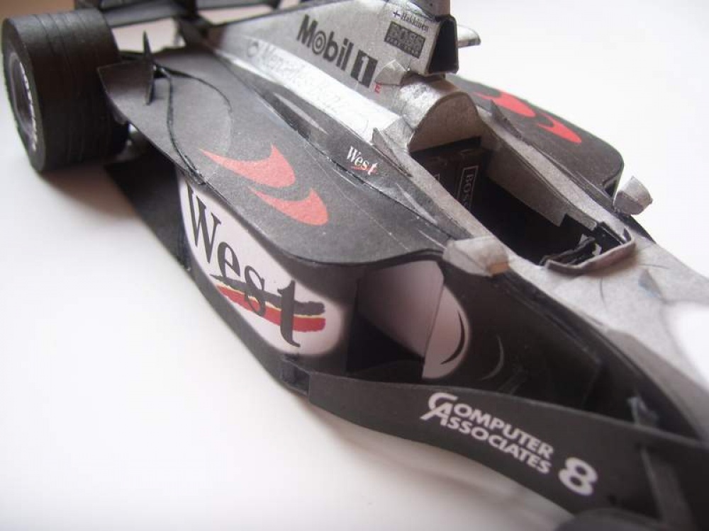 McLaren MP4/13