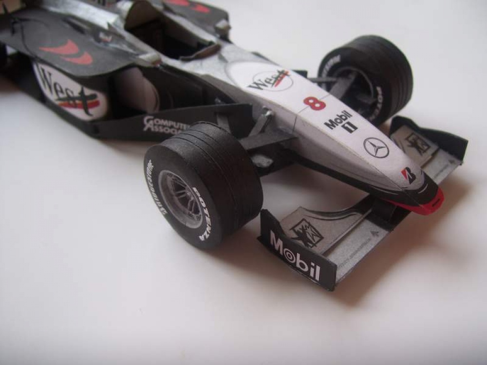 McLaren MP4/13